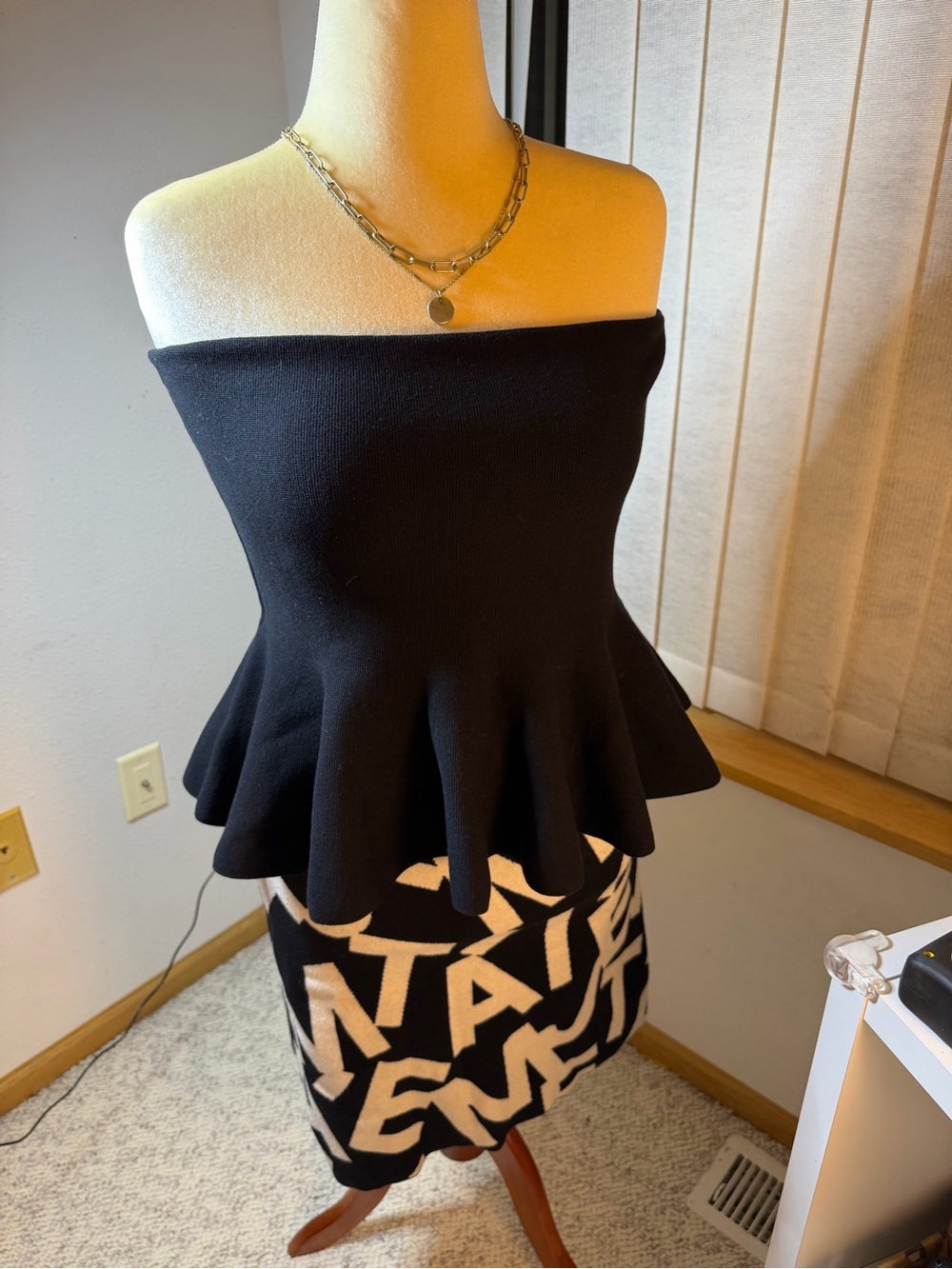 NWT Ann Taylor Black Strapless Peplum Top Size L